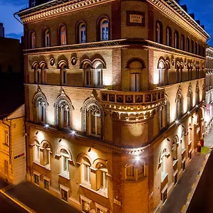 hotel-museum-budapest.inbudapesthotels.com/